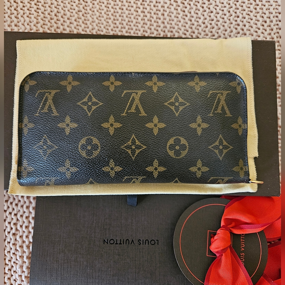 SOLD✨️Authentic✨️Louis Vuitton  Monogram Insolite Wallet - Picture 3 of 16